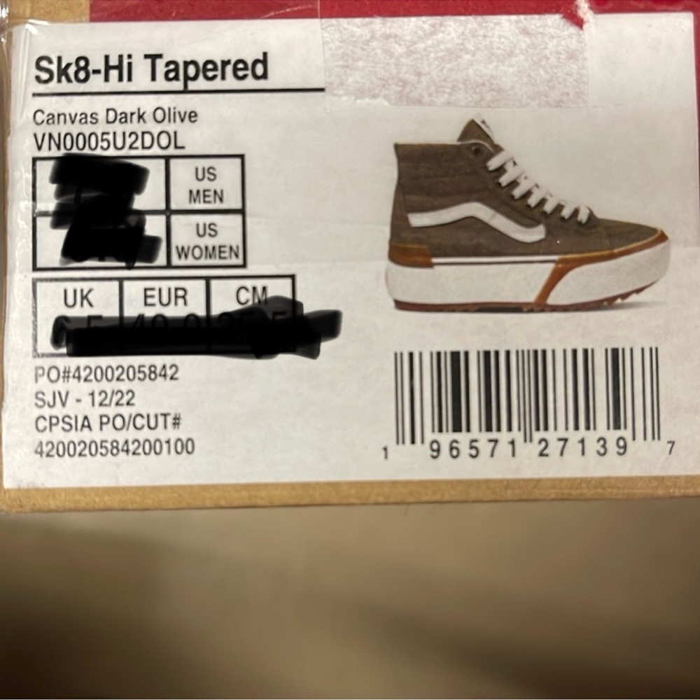 Vans WMNS Sk8-Hi Tapered
Canvas Dark Olive
VN0005U2D0L
Platforms Sneakers - Picture 15 of 16